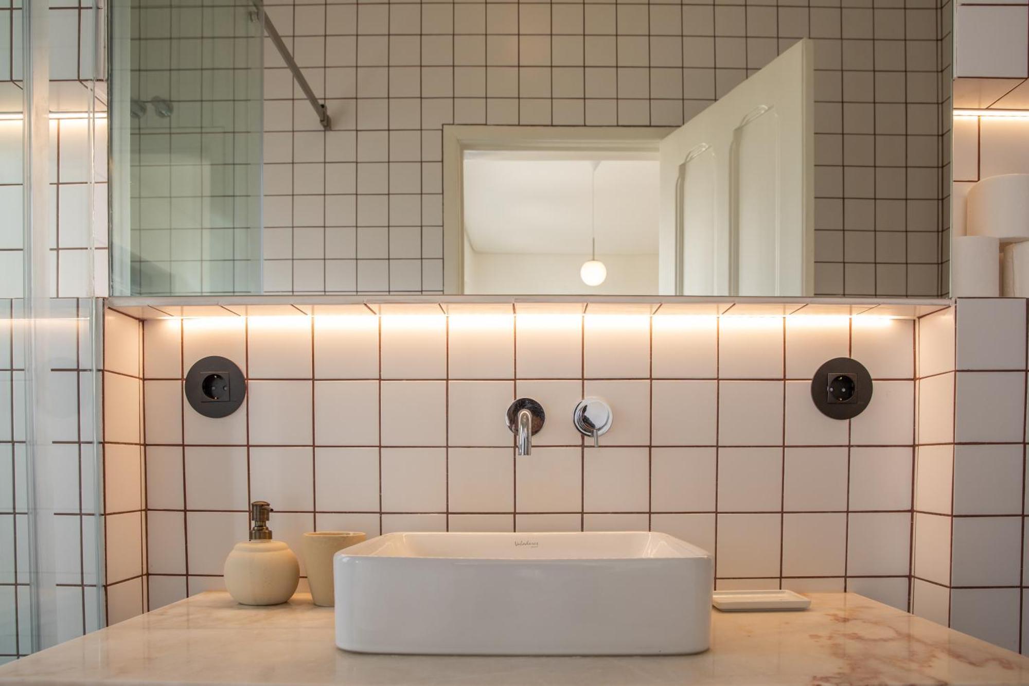 Alvalade 58 - Charming 2 Bedroom Apartment With Ac Near The Airport And City Center Lisboa Eksteriør bilde