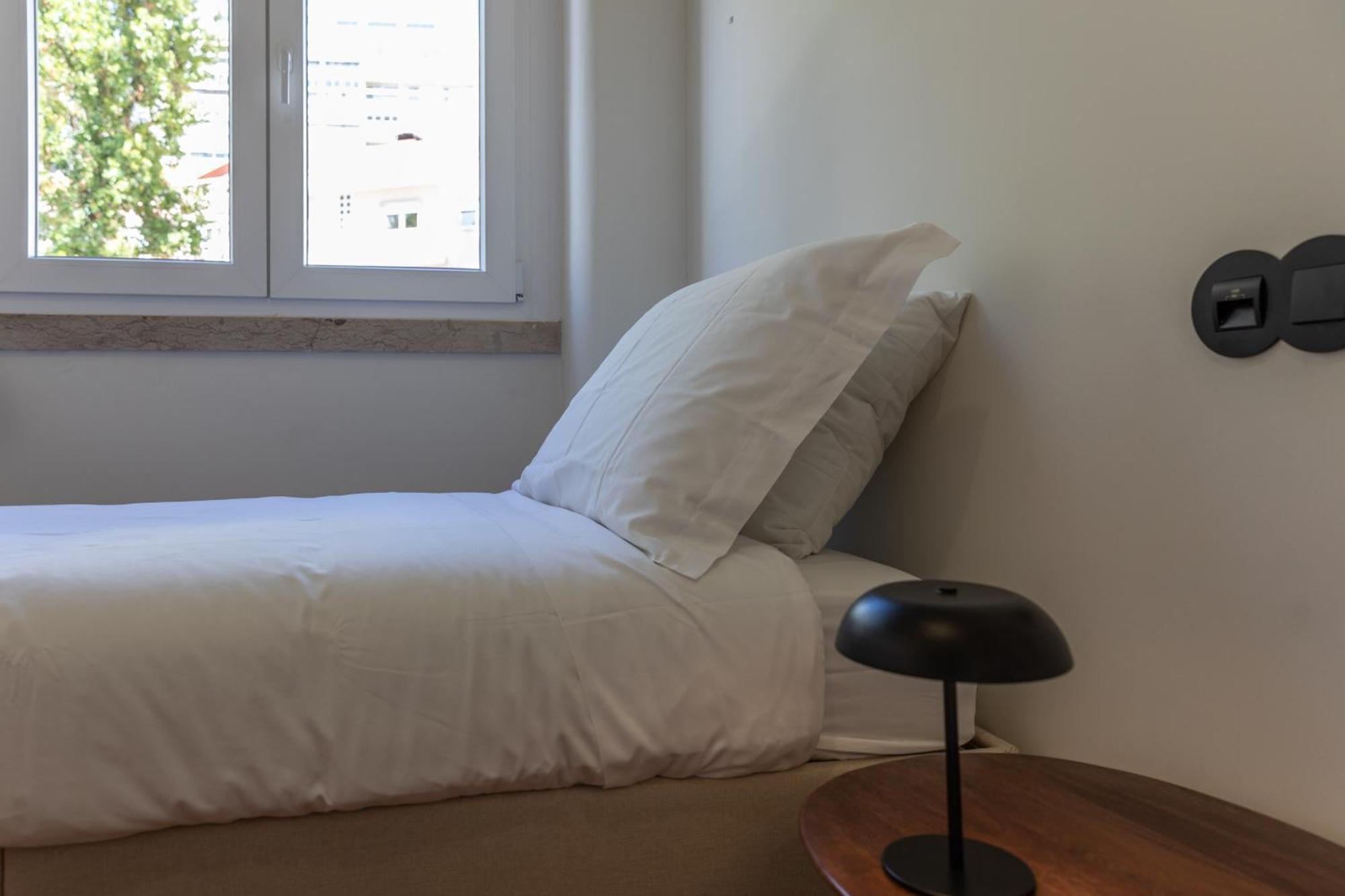Alvalade 58 - Charming 2 Bedroom Apartment With Ac Near The Airport And City Center Lisboa Eksteriør bilde