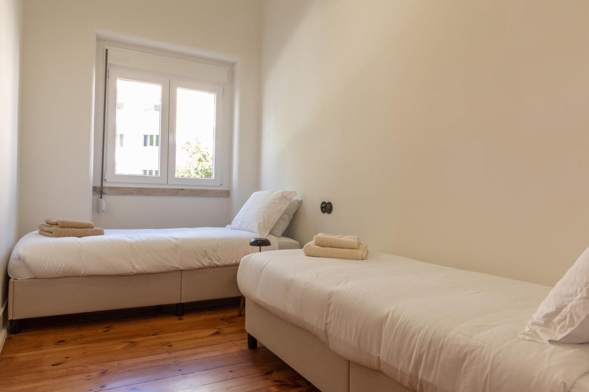 Alvalade 58 - Charming 2 Bedroom Apartment With Ac Near The Airport And City Center Lisboa Eksteriør bilde